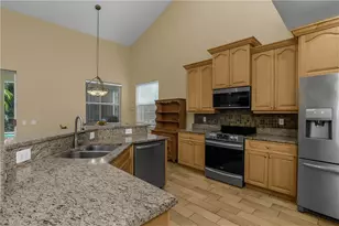 12835 Fox Hollow Cir, Fort Myers, FL 33912 - Photo 17