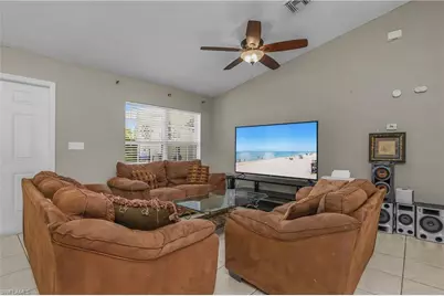 3907 27th St SW, Lehigh Acres, FL 33976 - Photo 7
