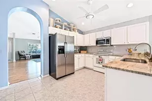 8439 Hollow Brook Cir, Naples, FL 34119 - Photo 7