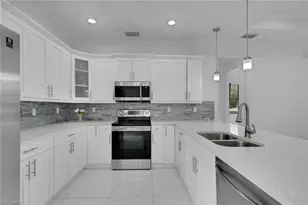 4352 24th Ave NE, Naples, FL 34120 - Photo 9