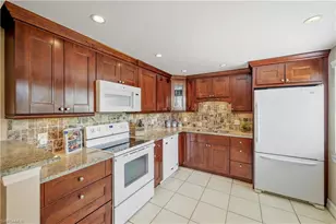 416 Teryl Rd, Naples, FL 34112 - Photo 3