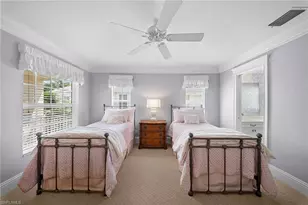 392 Carlton Pl, Naples, FL 34108 - Photo 35