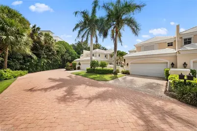392 Carlton Pl #3, Naples, FL 34108 - Photo 9