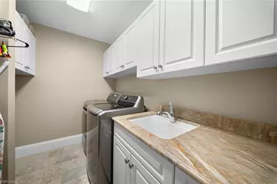 392 Carlton Pl #3, Naples, FL 34108 - Photo 37