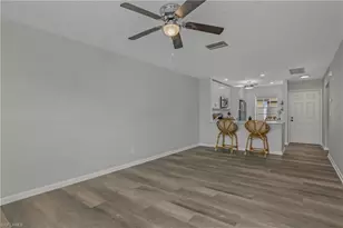 1071 Pine Isle Ln, Naples, FL 34112 - Photo 9