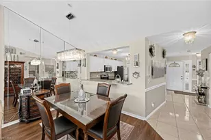 380 Gabriel Cir, Naples, FL 34104 - Photo 15