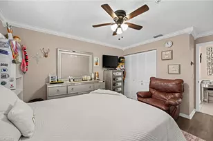 380 Gabriel Cir, Naples, FL 34104 - Photo 27