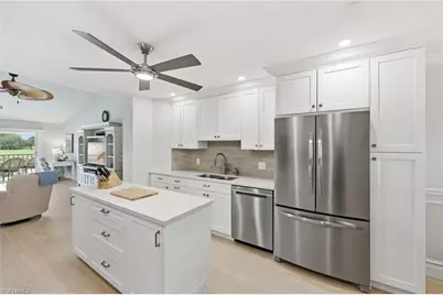 6260 Bellerive Ave #407, Naples, FL 34119 - Photo 11