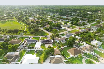 1800 52nd Ter SW, Naples, FL 34116 - Photo 11