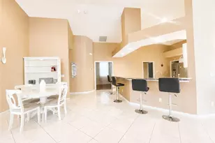 436 Crossfield Cir, Naples, FL 34104 - Photo 5