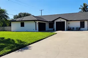 98 Chardon Pl, Naples, FL 34110 - Photo 1
