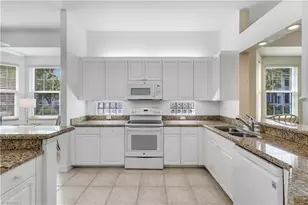 820 Bentwater Cir, Naples, FL 34108 - Photo 9