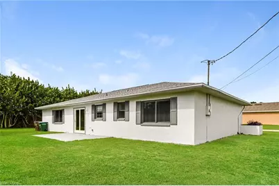 302 SE 3rd St, Cape Coral, FL 33990 - Photo 15