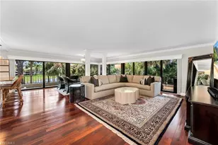 105 Clubhouse Ln, Naples, FL 34105 - Photo 1