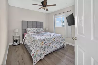 9197 Pomelo Rd E, Fort Myers, FL 33967 - Photo 15