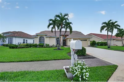 2126 E Crown Pt, Naples, FL 34112 - Photo 43