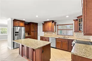 6574 Trail Blvd, Naples, FL 34108 - Photo 9