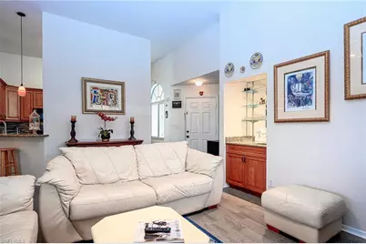 559 Beachwalk Cir #U-204, Naples, FL 34108 - Photo 9