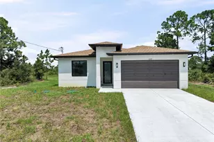 1035 Bandera St, Lehigh Acres, FL 33974 - Photo 7