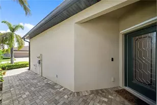 9086 Woodhurst Dr, Naples, FL 34120 - Photo 37