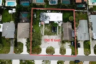 618 99th Ave N, Naples, FL 34108 - Photo 1
