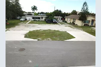 618 99th Ave N, Naples, FL 34108 - Photo 5