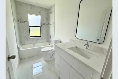 1011 Edison Ave, Lehigh Acres, FL 33972 - Photo 9