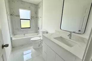 1011 Edison Ave, Lehigh Acres, FL 33972 - Photo 9