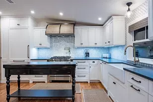 680 8th Ave S, Naples, FL 34102 - Photo 21