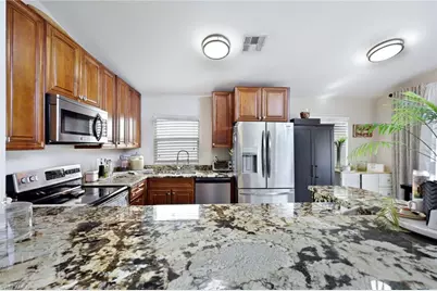 5018 Eclipse Ct, Naples, FL 34104 - Photo 11