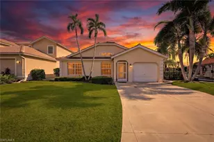5018 Eclipse Ct, Naples, FL 34104 - Photo 1