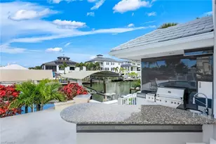 375 Germain Ave, Naples, FL 34108 - Photo 33