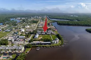 202 Broadway St E, Everglades City, FL 34139 - Photo 23