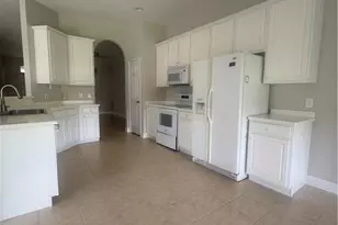 2673 Fishtail Palm Ct, Naples, FL 34120 - Photo 7