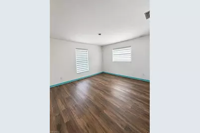 1823 SE 4th St, Cape Coral, FL 33990 - Photo 11