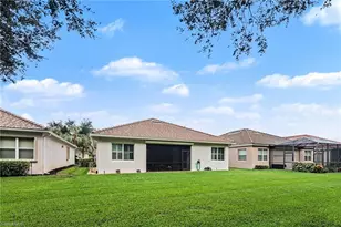 10534 Yorkstone Dr, Bonita Springs, FL 34135 - Photo 25
