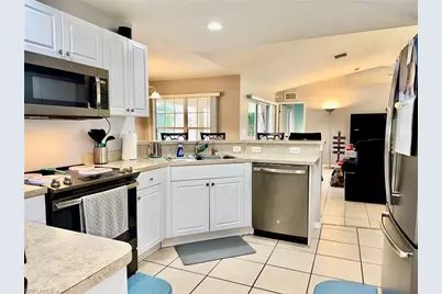 2133 NE 19th Pl, Cape Coral, FL 33909 - Photo 15