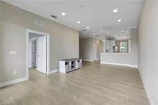 15114 Palmer Lake Cir, Naples, FL 34109 - Photo 23