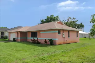 1825 Fountain St, Fort Myers, FL 33916 - Photo 3