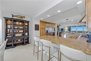 275 Indies Way, Naples, FL 34110 - Photo 11