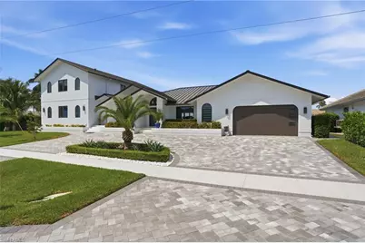 910 Beaver Ct, Marco Island, FL 34145 - Photo 3