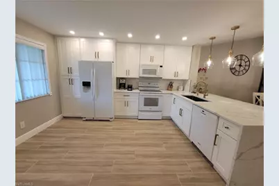 7761 Jewel Ln #204, Naples, FL 34109 - Photo 7