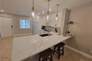 7761 Jewel Ln, Naples, FL 34109 - Photo 5