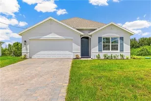 9016 Lawn Ct, Labelle, FL 33935 - Photo 1