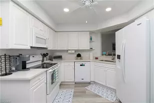 25080 Peacock Ln, Naples, FL 34114 - Photo 17