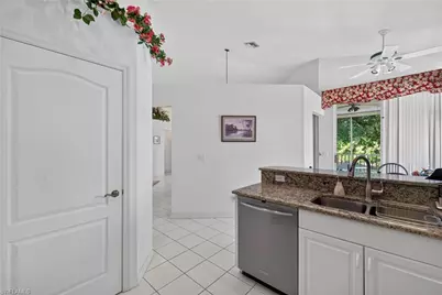 15173 Storrington Pl #E-201, Naples, FL 34110 - Photo 17