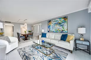1300 Gulf Shore Blvd N, Naples, FL 34102 - Photo 5