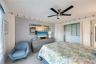 1300 Gulf Shore Blvd N, Naples, FL 34102 - Photo 15