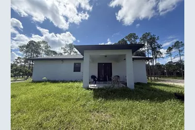 2065 18th Ave NE, Naples, FL 34120 - Photo 9