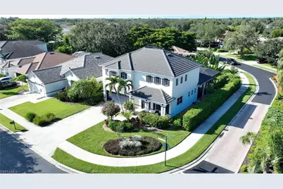 8213 Laurel Lakes Blvd, Naples, FL 34119 - Photo 7